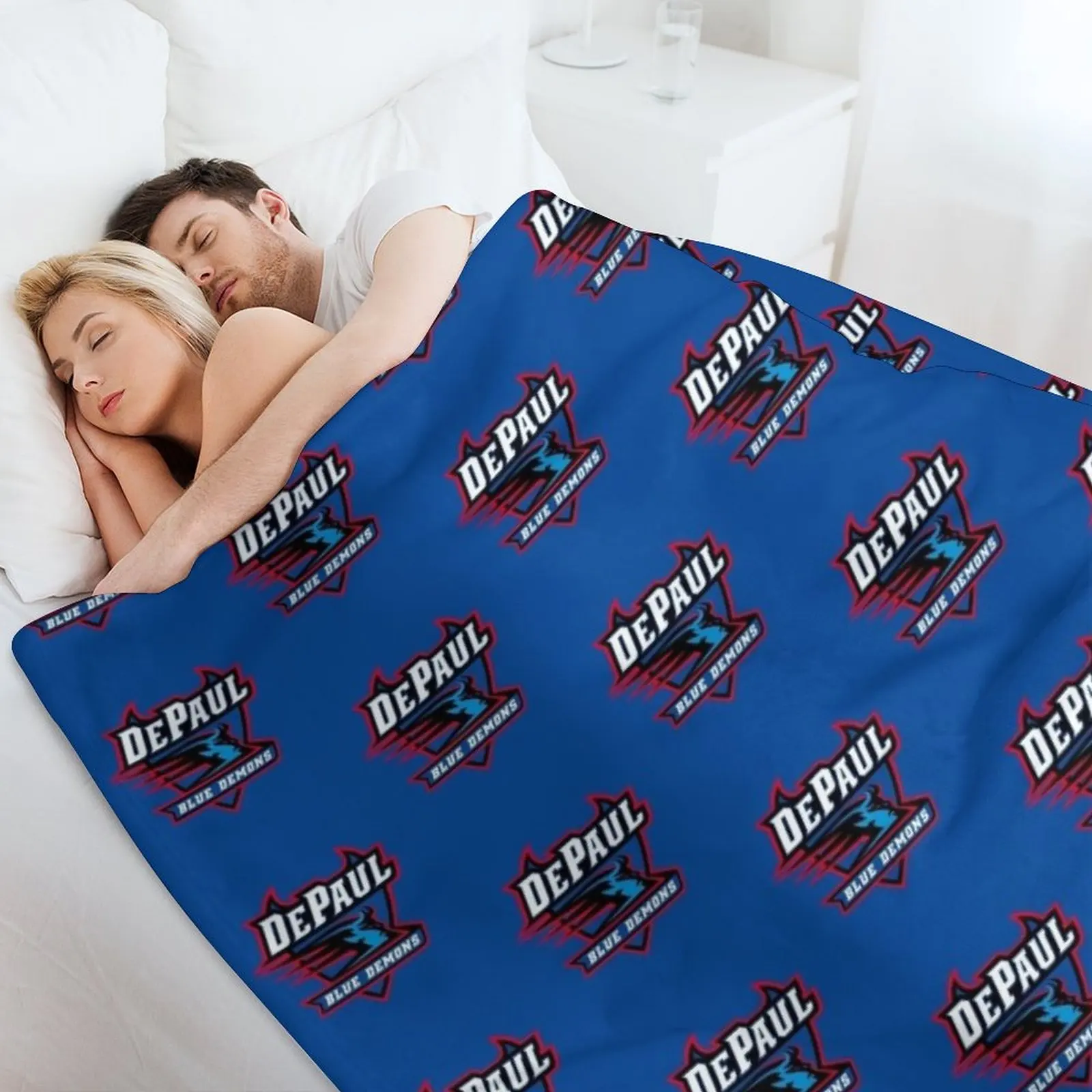 The DePaul Icon Throw Blanket  - 3D Printing Icon บทวิจารณ์และราคา
